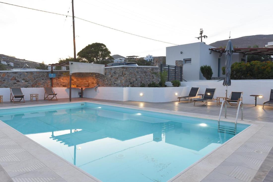 Flora'S Beach And Pool Villa In Syros Liaropá Exterior foto