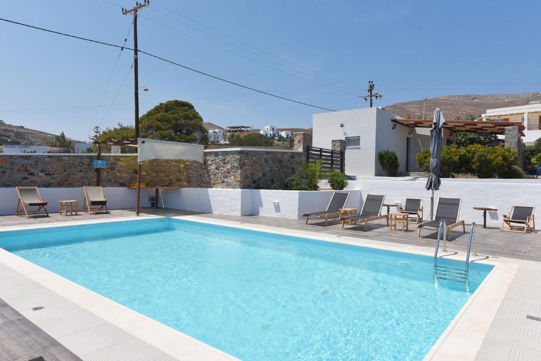 Flora'S Beach And Pool Villa In Syros Liaropá Exterior foto